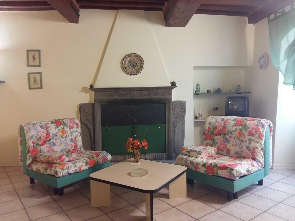 Residence Di Via Perugina 22 Γκούμπιο Εξωτερικό φωτογραφία