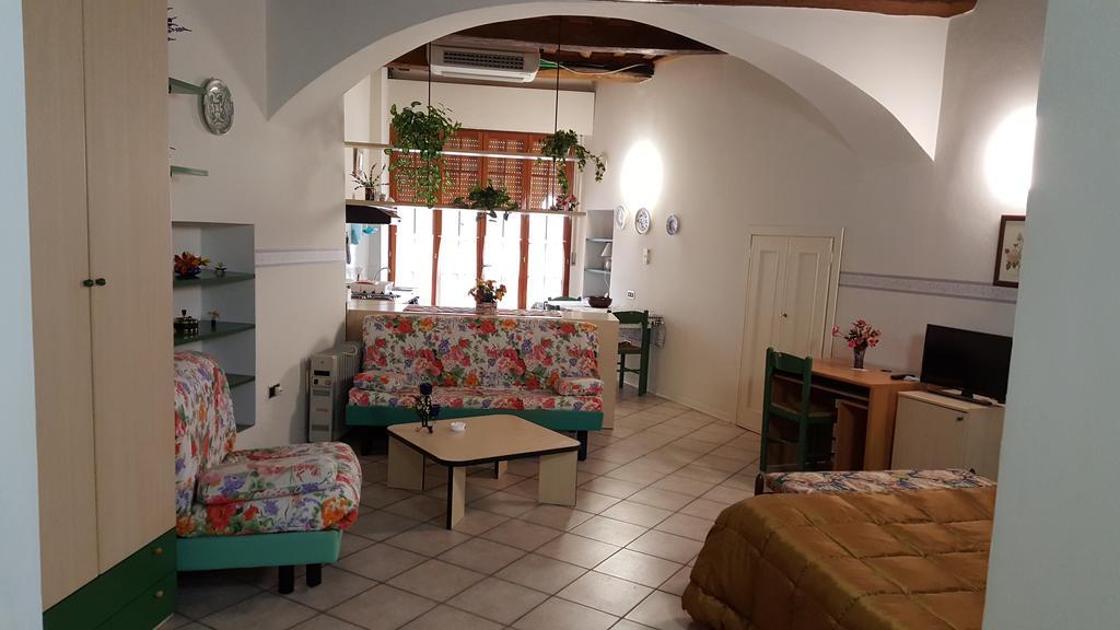 Residence Di Via Perugina 22 Γκούμπιο Εξωτερικό φωτογραφία