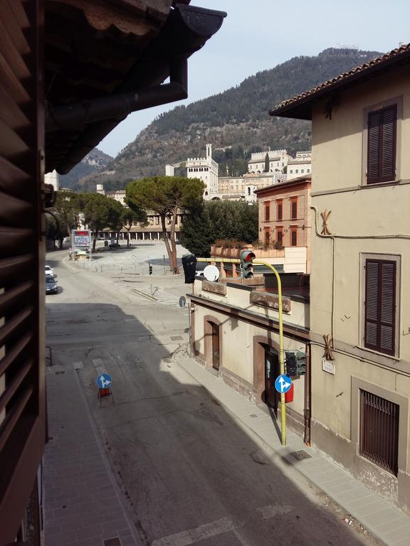 Residence Di Via Perugina 22 Γκούμπιο Εξωτερικό φωτογραφία